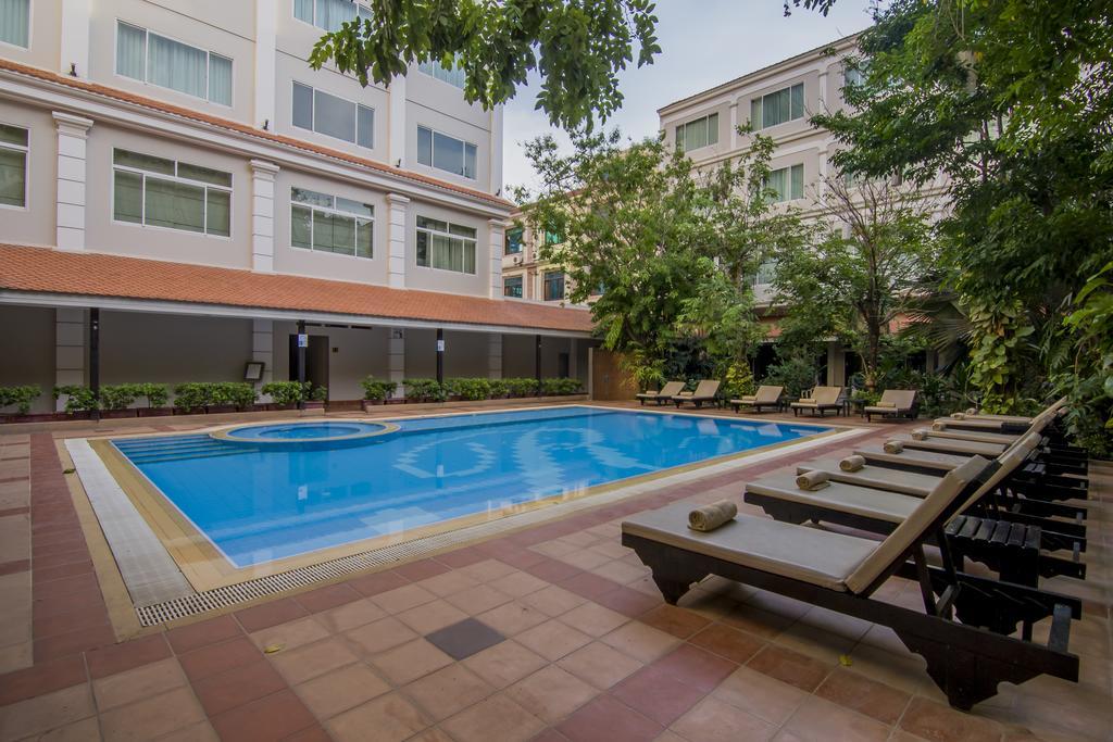 Angkor Riviera Hotel Сиемрип Экстерьер фото