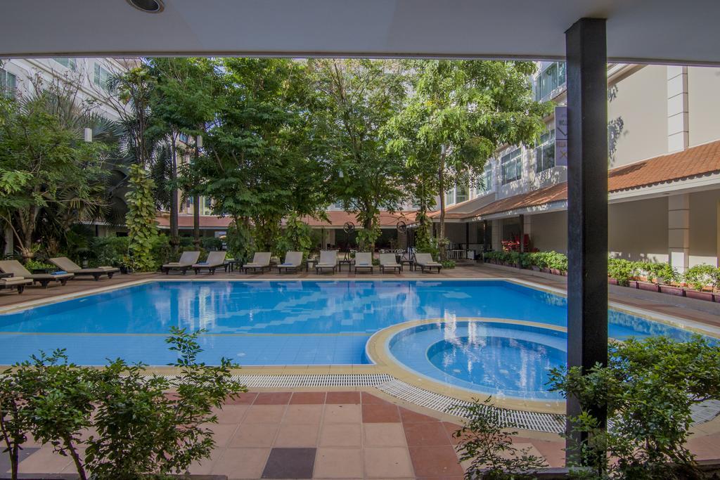 Angkor Riviera Hotel Сиемрип Экстерьер фото