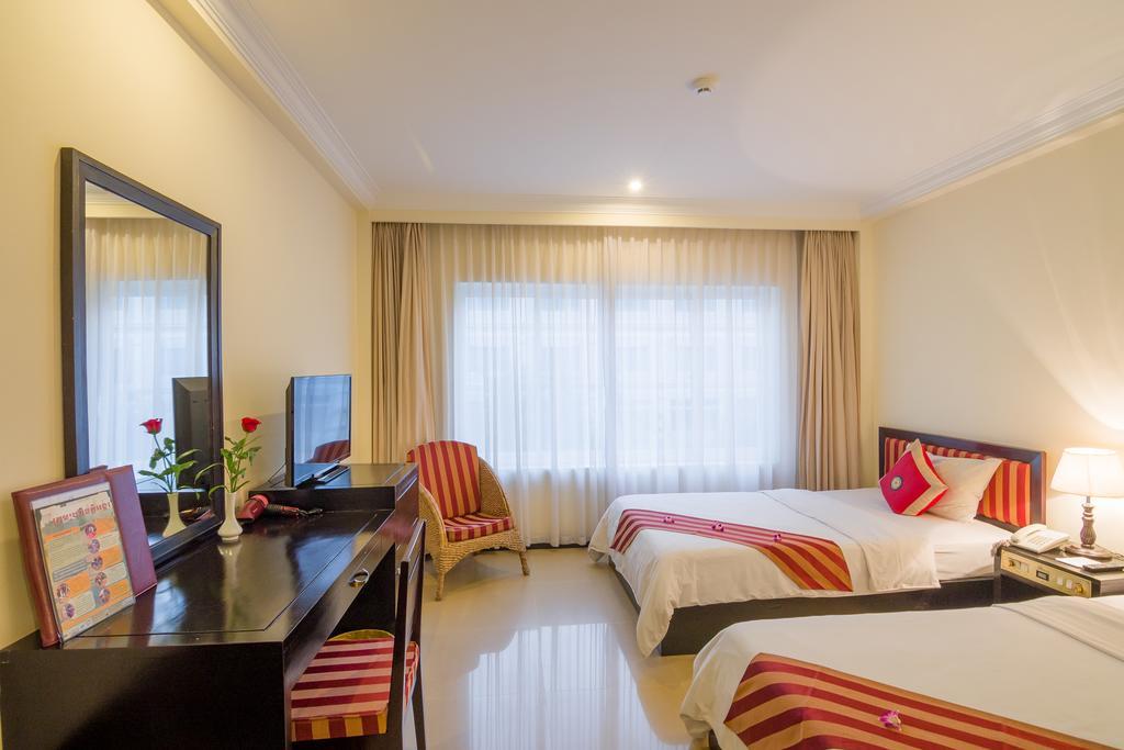 Angkor Riviera Hotel Сиемрип Экстерьер фото