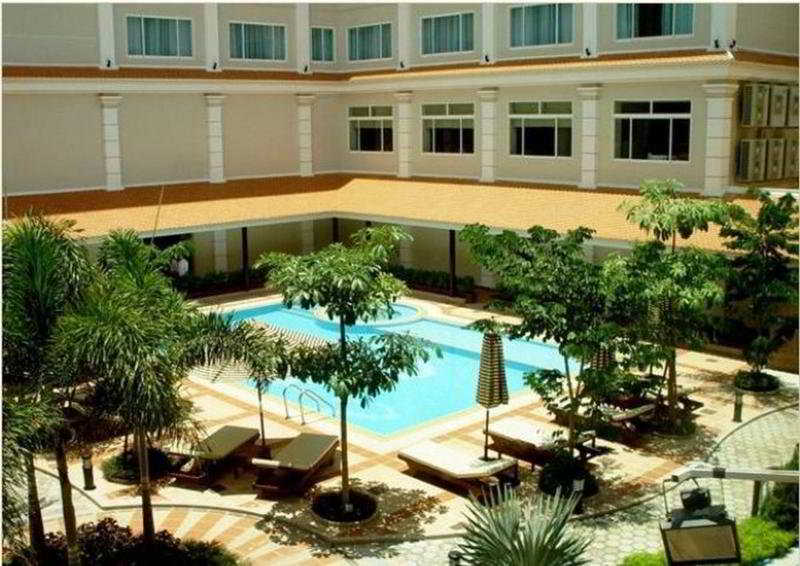 Angkor Riviera Hotel Сиемрип Экстерьер фото