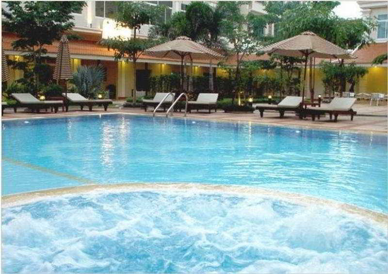 Angkor Riviera Hotel Сиемрип Экстерьер фото