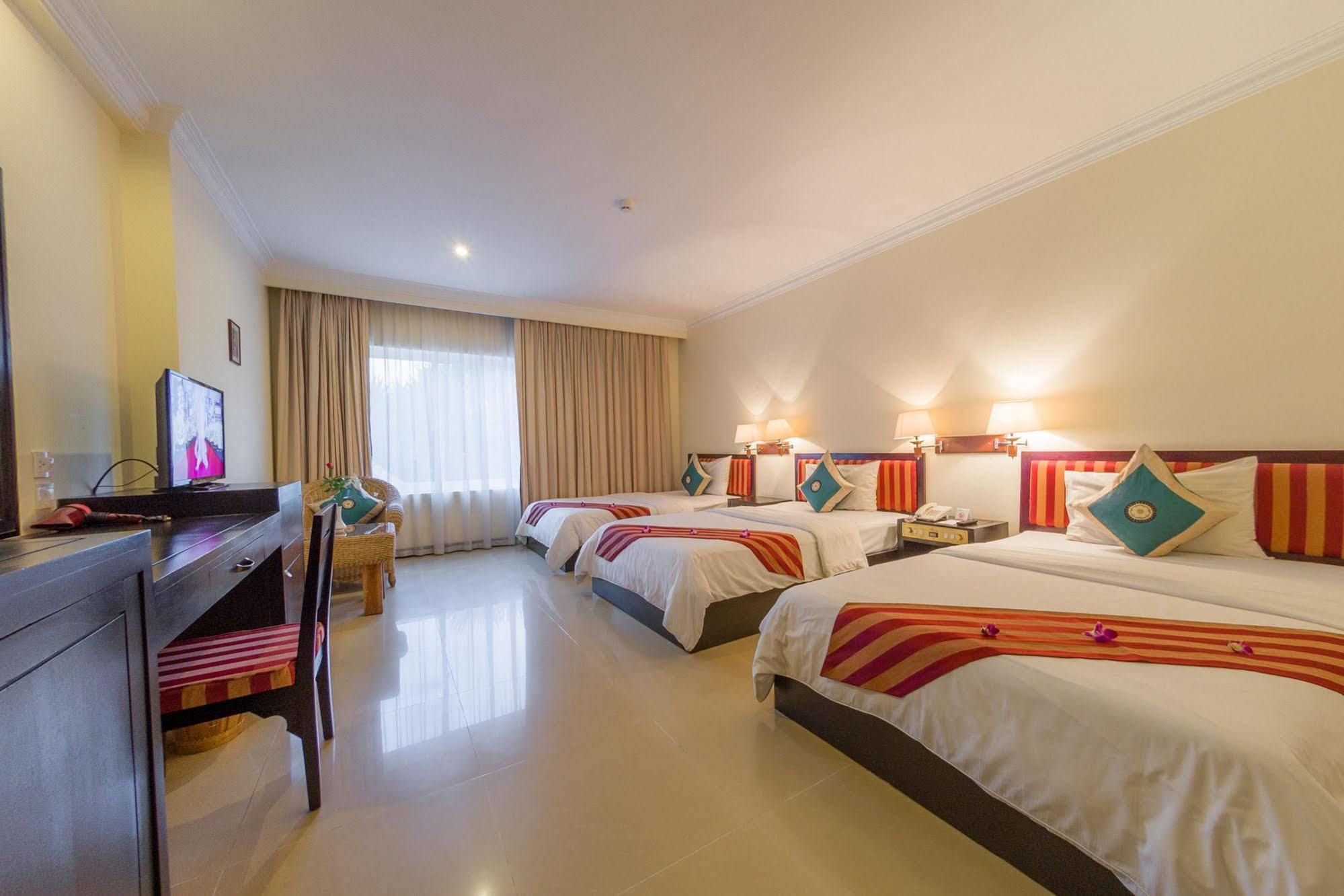 Angkor Riviera Hotel Сиемрип Экстерьер фото