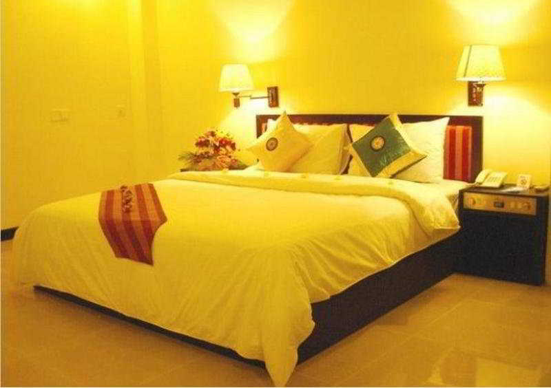 Angkor Riviera Hotel Сиемрип Экстерьер фото